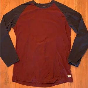 Men’s long sleeve